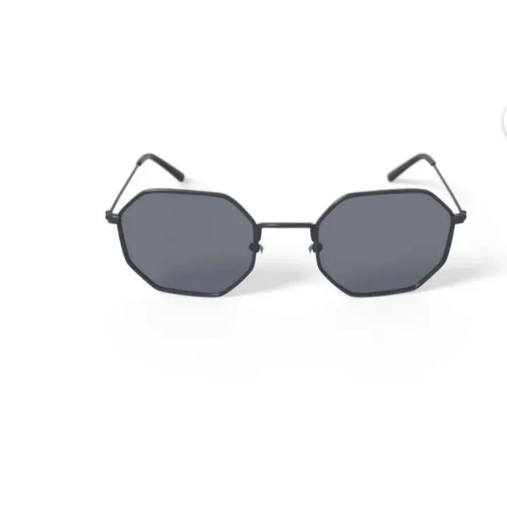 Privé Revaux Unisex Rx’able Polarized Sunglasses, The Heat, Metal, 52-22-140 NEW - Picture 4 of 10